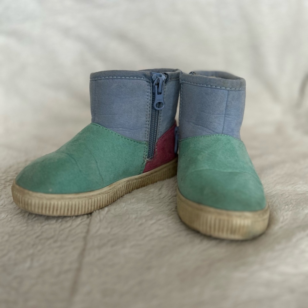 Cat & Jack Multicolor Kids Boots